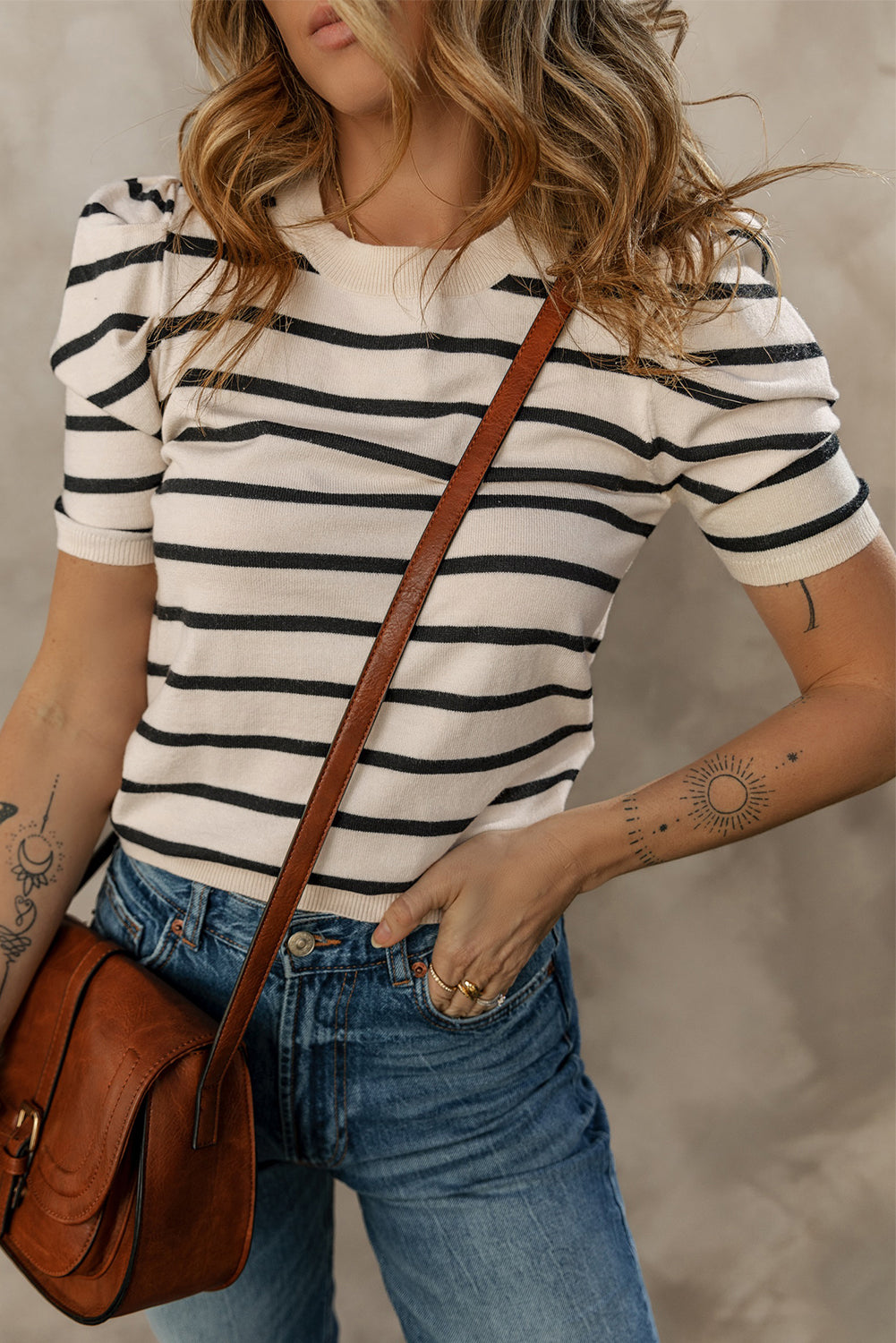 White Stripe Ribbed Trim Round Neck Bubble Sleeve Knitted Top