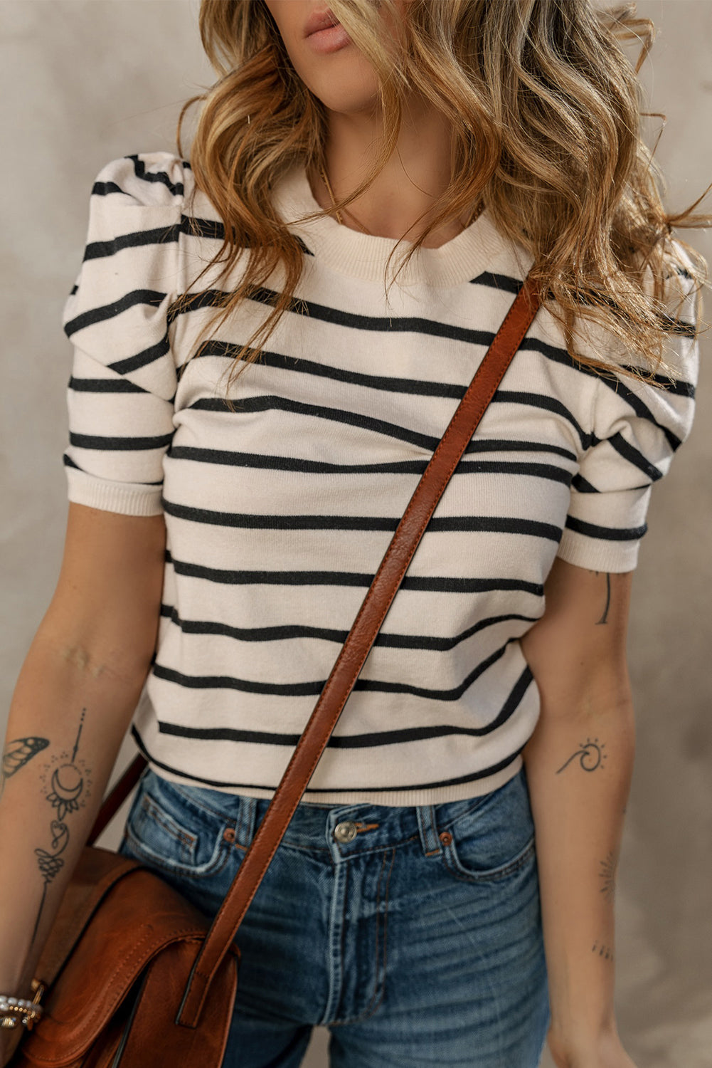 White Stripe Ribbed Trim Round Neck Bubble Sleeve Knitted Top