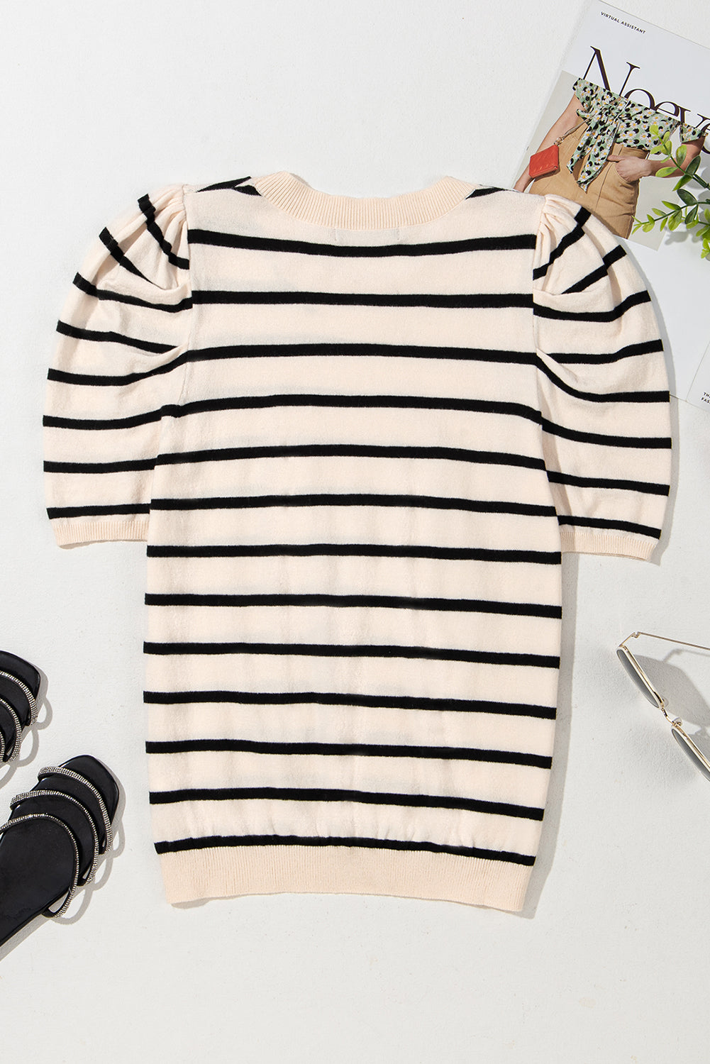 White Stripe Ribbed Trim Round Neck Bubble Sleeve Knitted Top